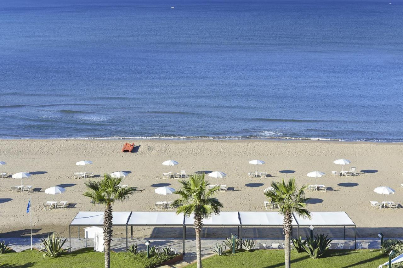 Hotel Schuhmann Paestum Exteriör bild