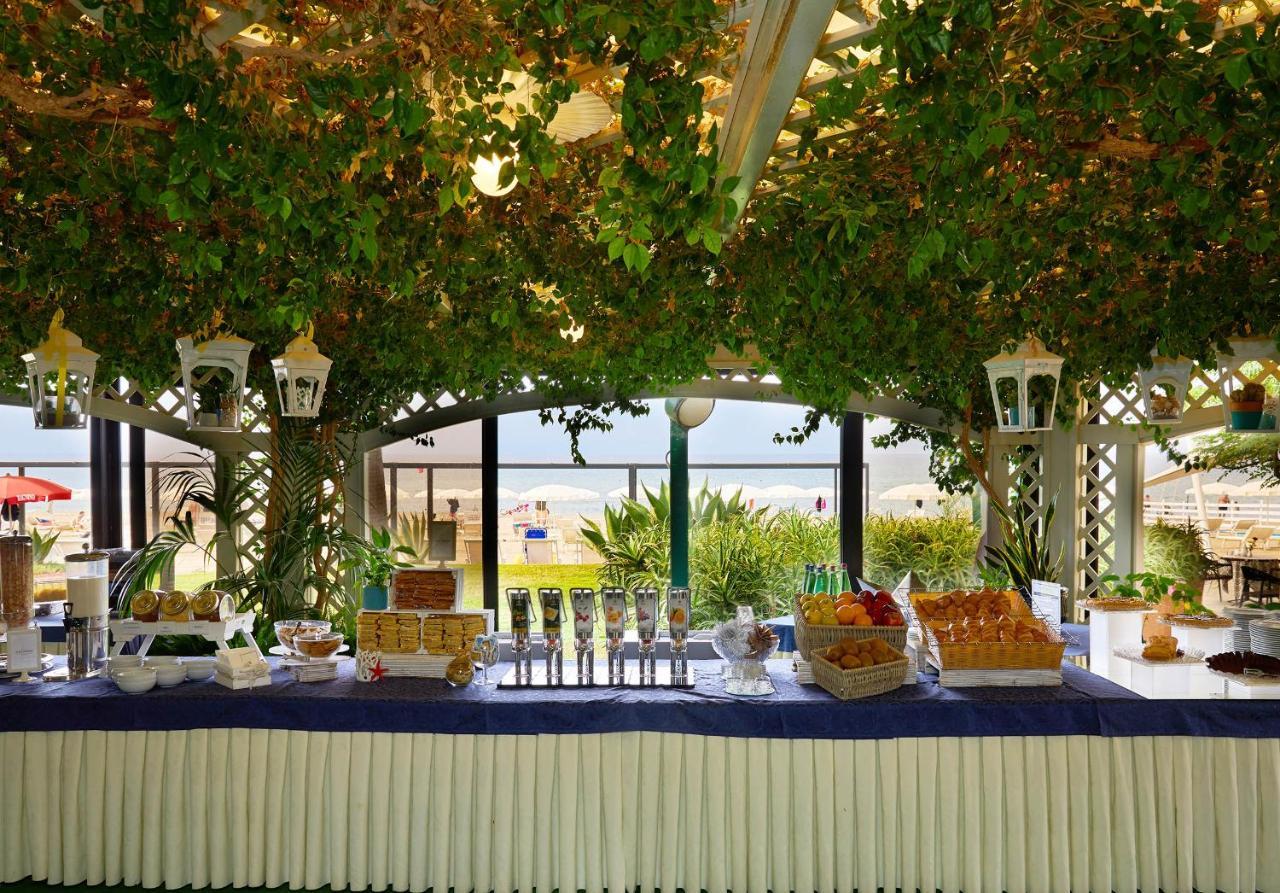 Hotel Schuhmann Paestum Exteriör bild